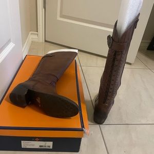 Women boots - Brand Arturo Chiang